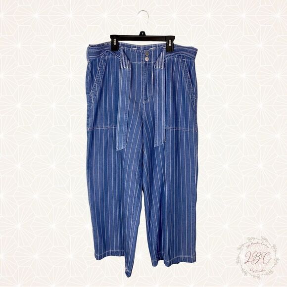 Seven 7 Belted Wide Leg Crop Pants Blue Chambray White Stripes Size 10 - Picture 2 of 13